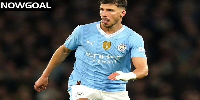 Ruben Dias hay đá vị trí SW trong màu áo Man City Ruben Dias hay đá vị trí SW trong màu áo Man City