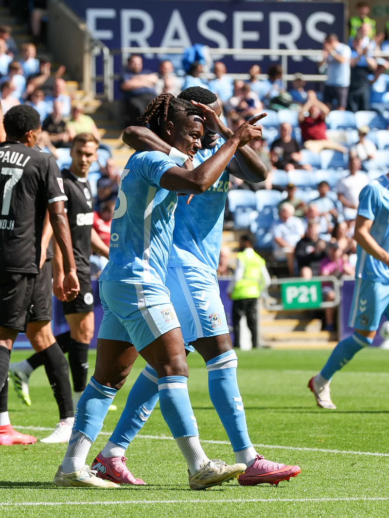 Phong độ Coventry vs Hull City đều rất tốt